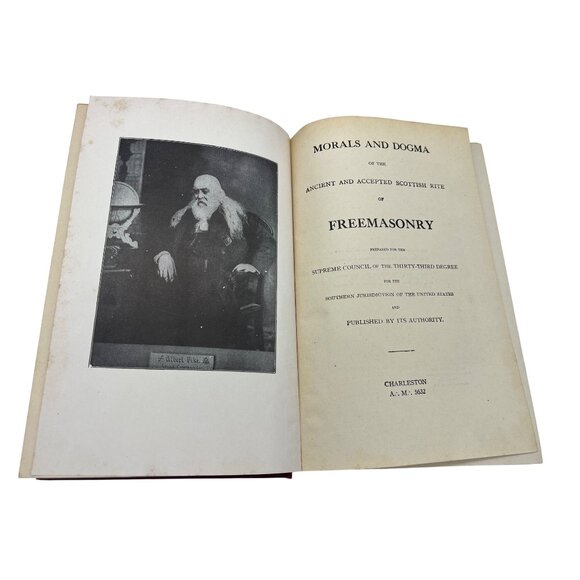 Morals and Dogma Albert Pike 1947 reprint Scottish Rite Freemasonry HC red cloth - Picture 1 of 8